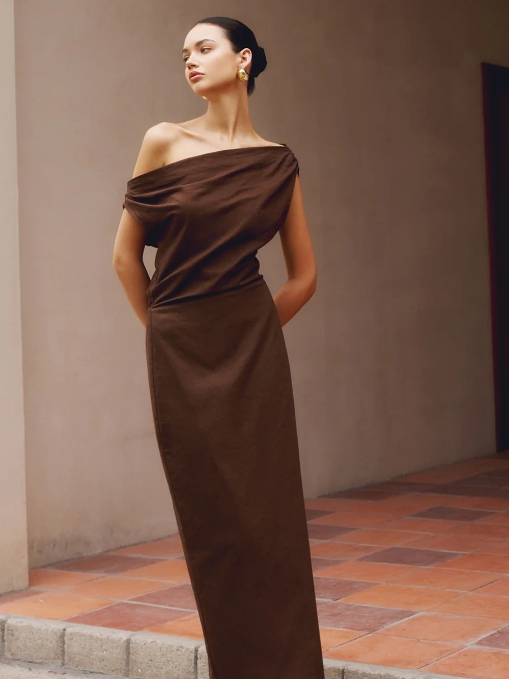 Commense Off-Shoulder Brown Maxi Skirt Dress
